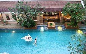 โรงแรมไอยรี เพลส